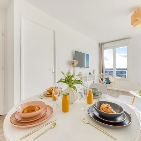Le Mesnil Elegance - Acces Rapide Cdg & Paris * Le Blanc-Mesnil