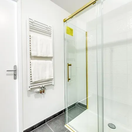 Le Mesnil Elegance - Acces Rapide Cdg & Paris Le Blanc-Mesnil